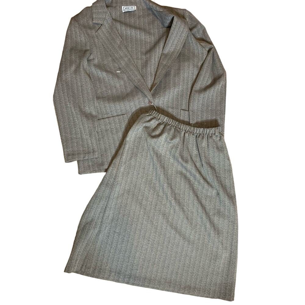 New Attitude Tweed Skirt Blazer 2 Pc Suit Gray w Pink Pinstripes Sz 30 In Waist